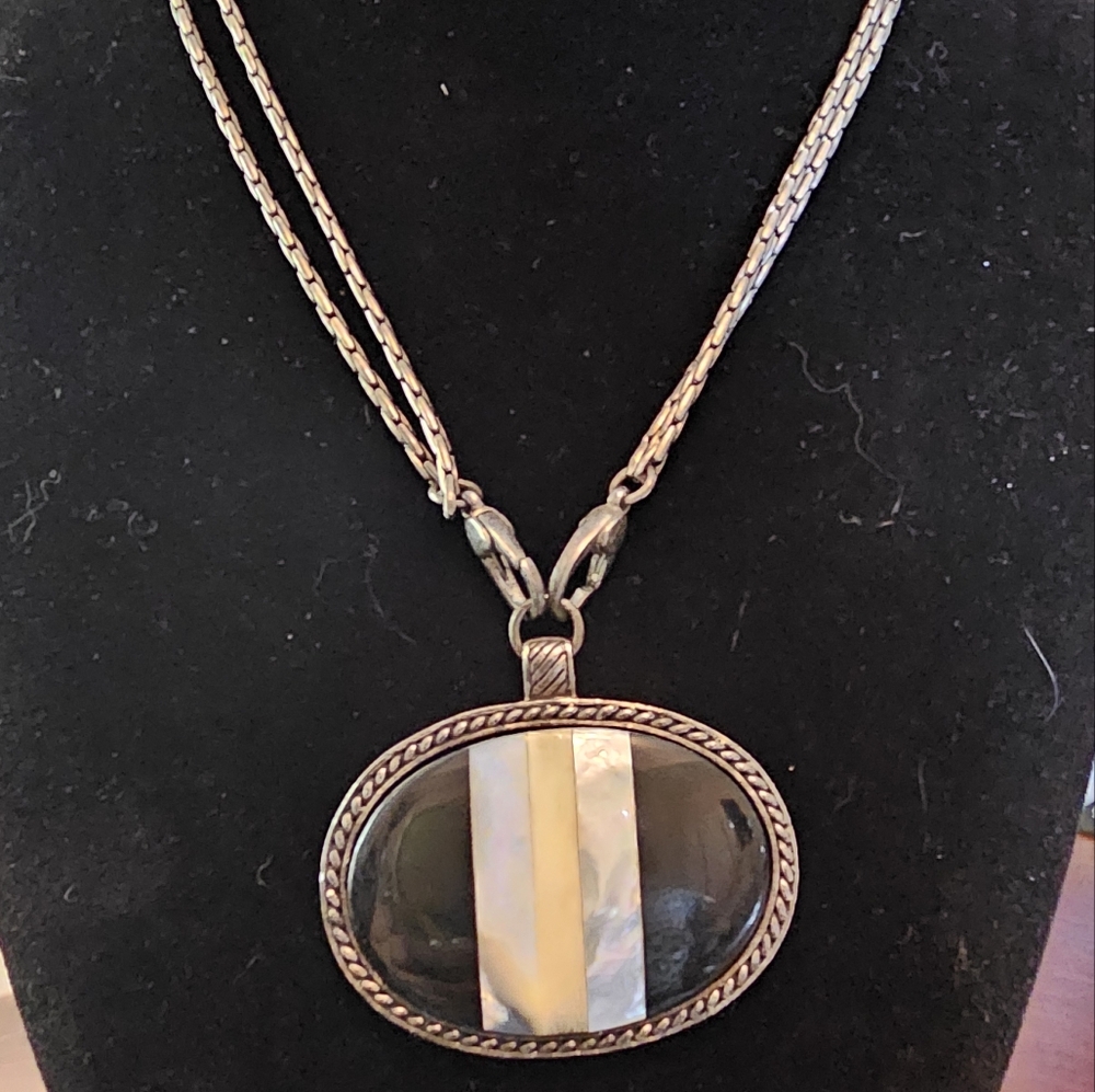 Vintage Signed Monet Mother of Pearl & Black Onyx Lg Oval Pendant & Double Chain